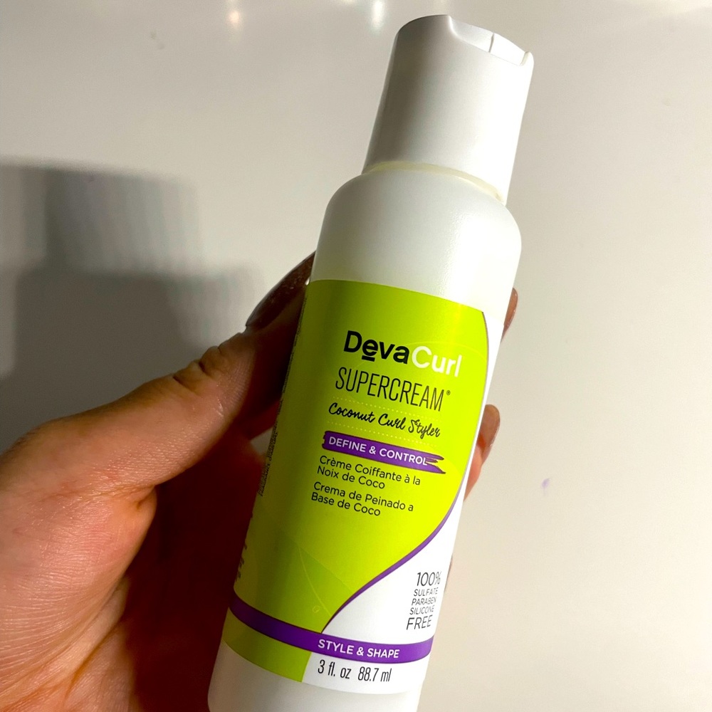 NEW - DevaCurl Supercream coconut curl style
